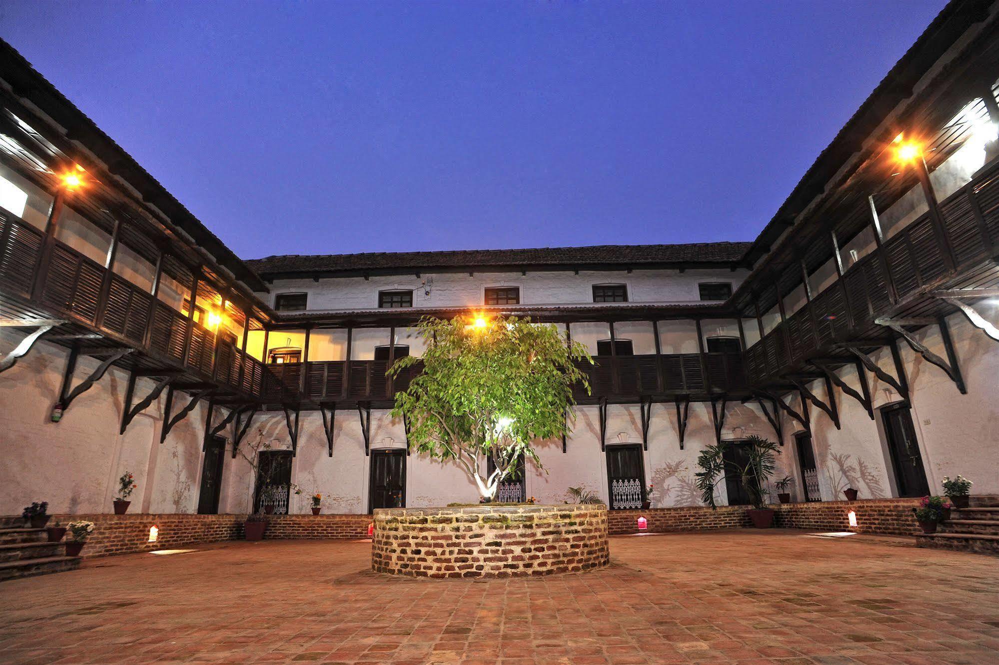 Oyo 738 Hotel Kaze Darbar 카트만두 외부 사진
